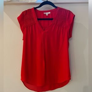 DR2 Poppy V Neck Blouse Size Medium
